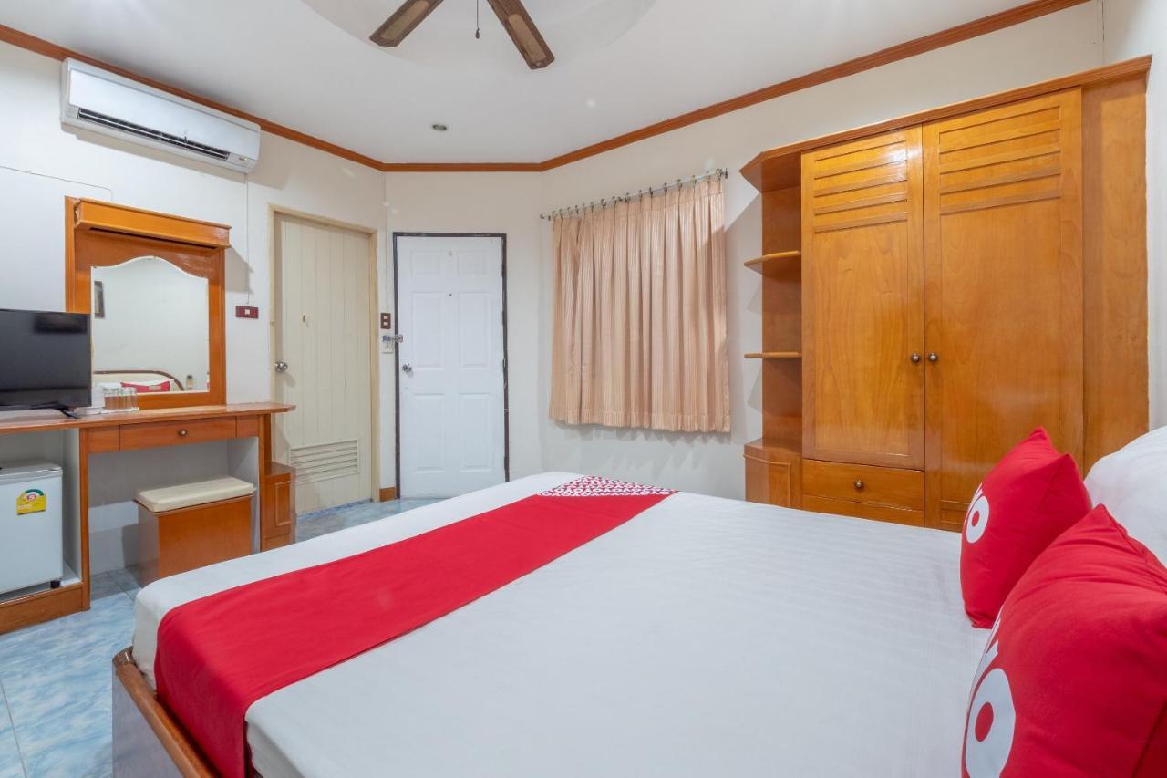Oyo 1125 Chokdee Inn Pattaya Exterior photo